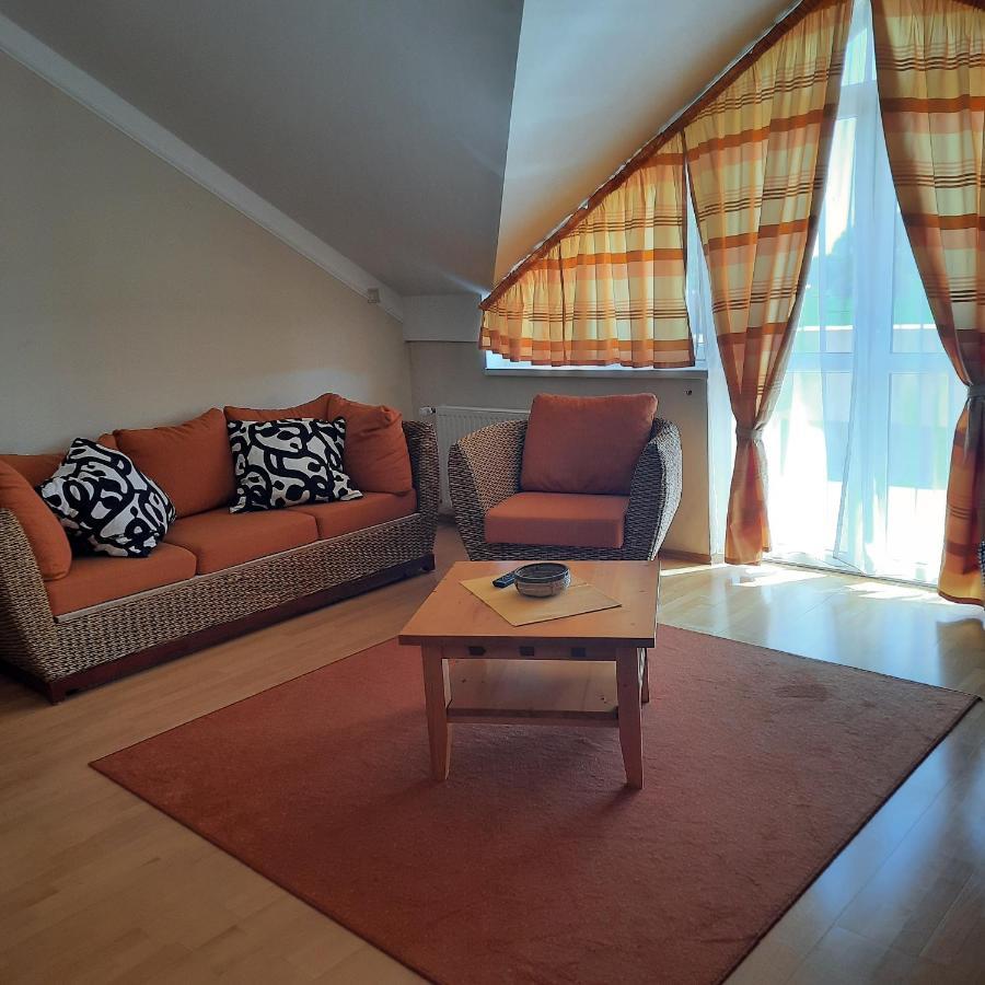 Kata Apartman Apartment Bük Екстериор снимка